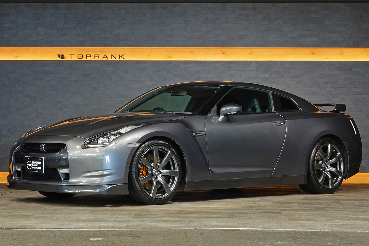 日産 GT-R R35 GT-R プレミアムエディション