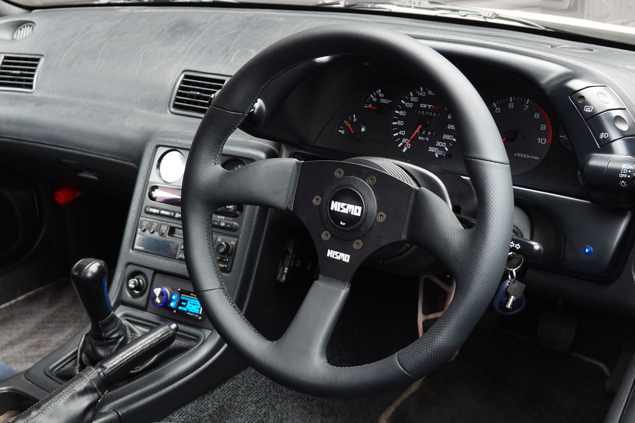 日産 スカイラインGT-R BNR32 R32 スカイラインGT-R