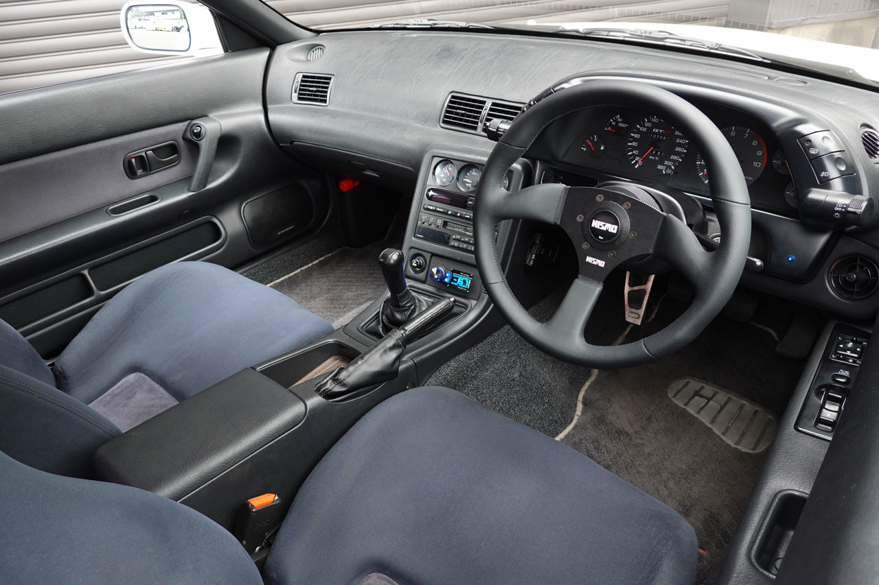 日産 スカイラインGT-R BNR32 R32 スカイラインGT-R