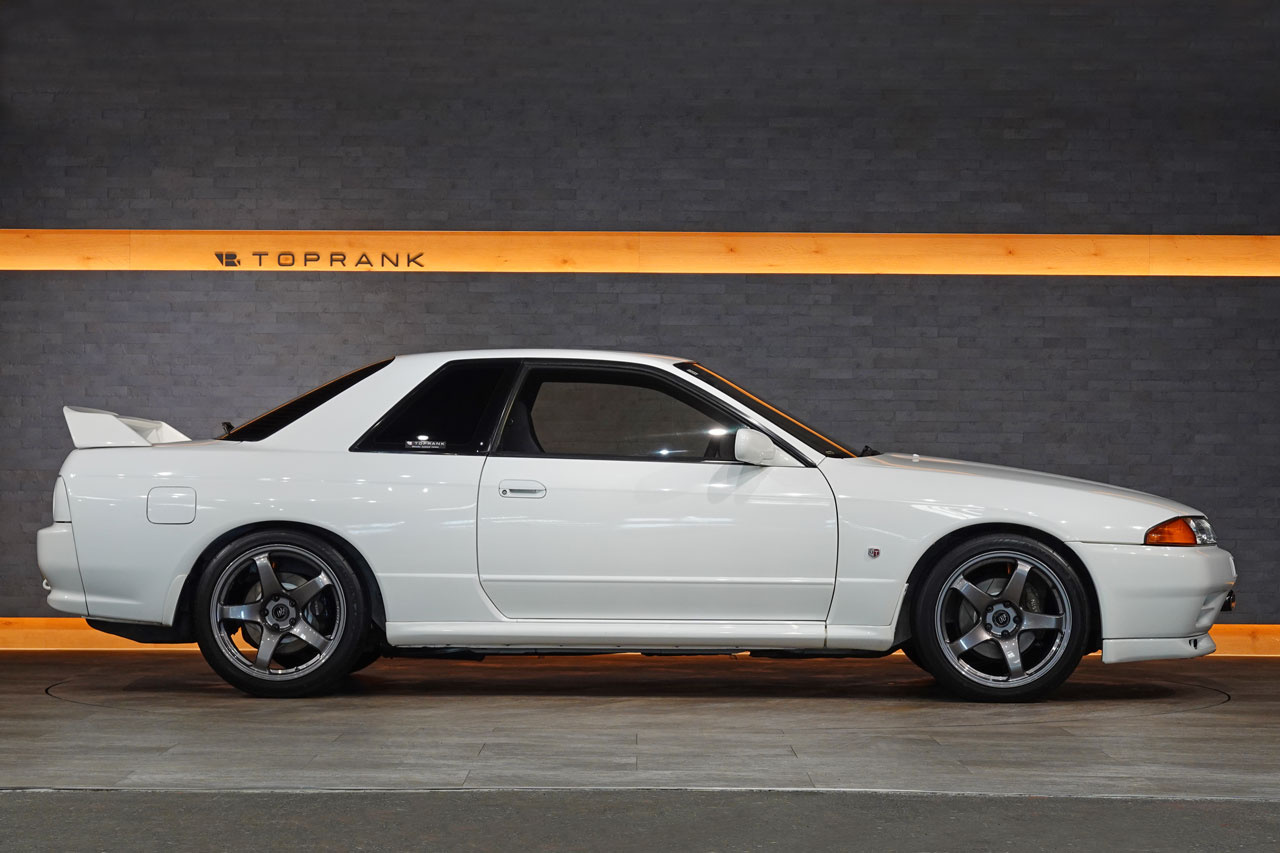 日産 スカイラインGT-R BNR32 R32 スカイラインGT-R