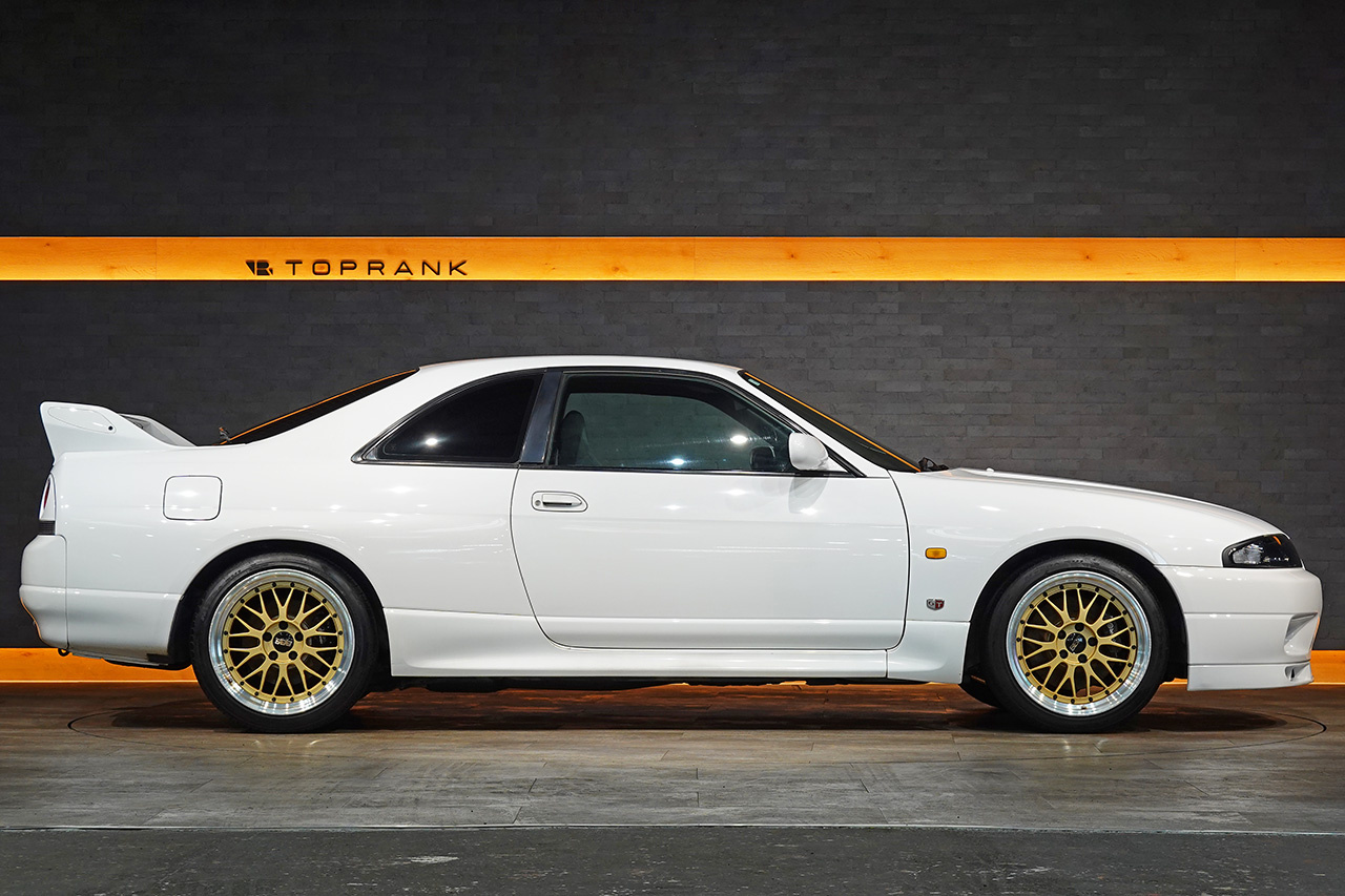 日産 スカイラインGT-R BCNR33 R33 スカイラインGT-R