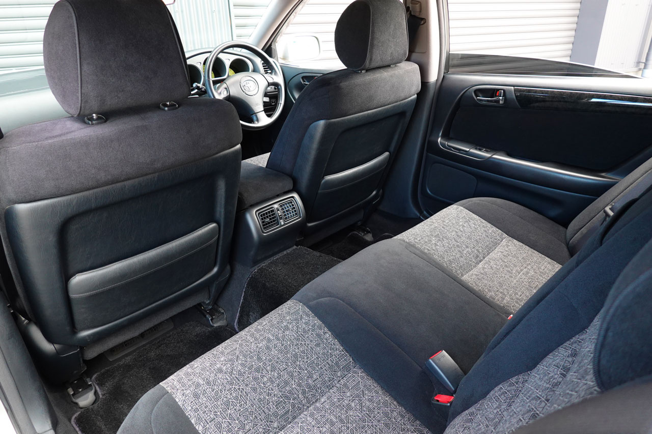 トヨタ アリスト JZS161 アリストVA300 TOM'S