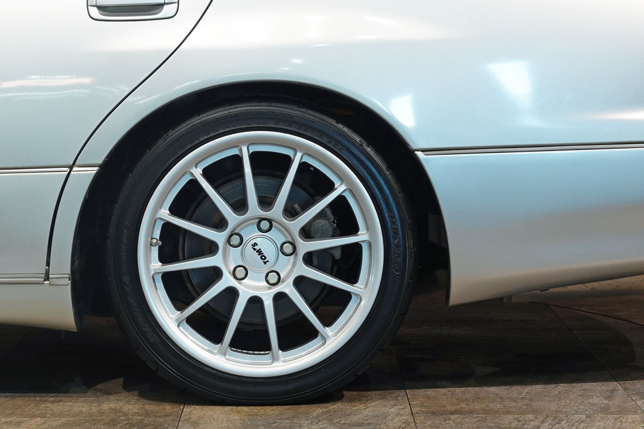 トヨタ アリスト JZS161 アリストVA300 TOM'S