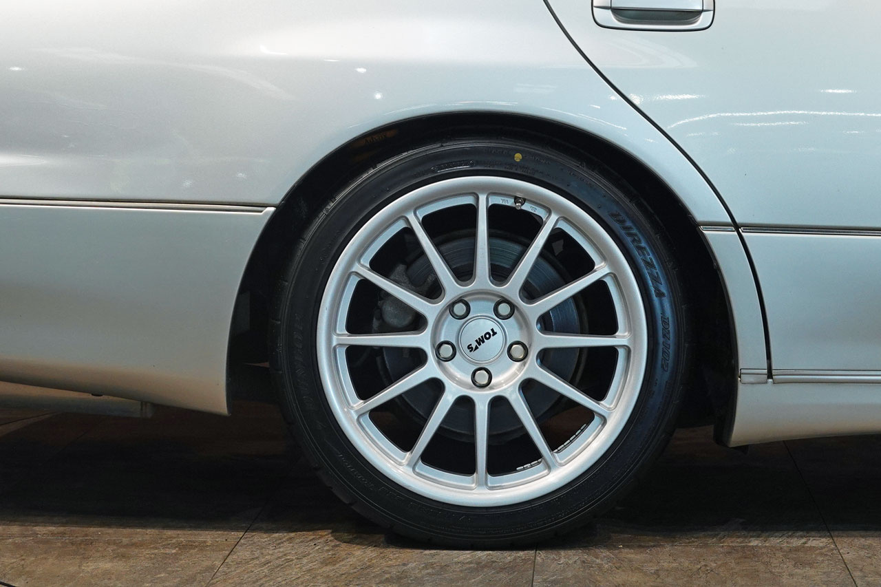 トヨタ アリスト JZS161 アリストVA300 TOM'S