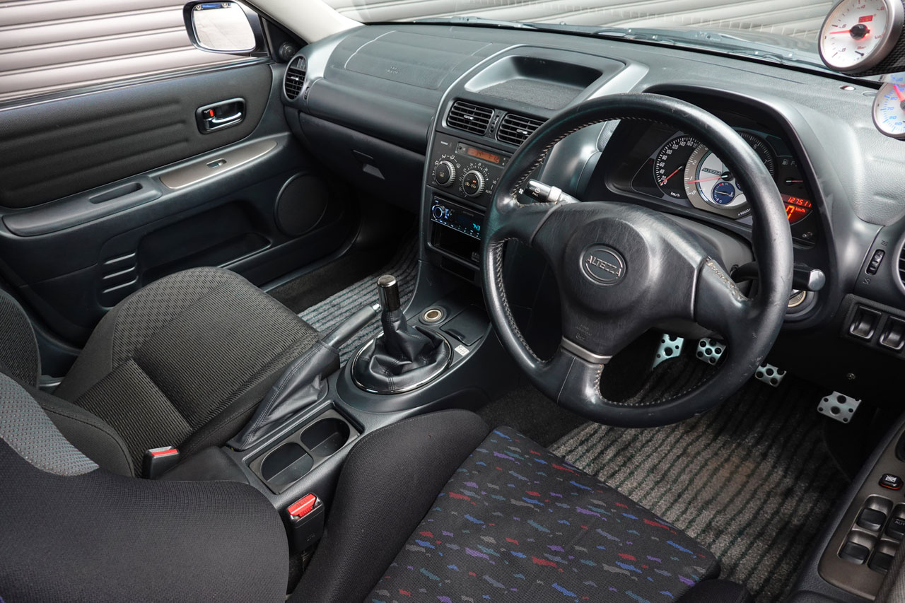 トヨタ アルテッツァ SXE10 アルテッツァ RS200 リミテッド