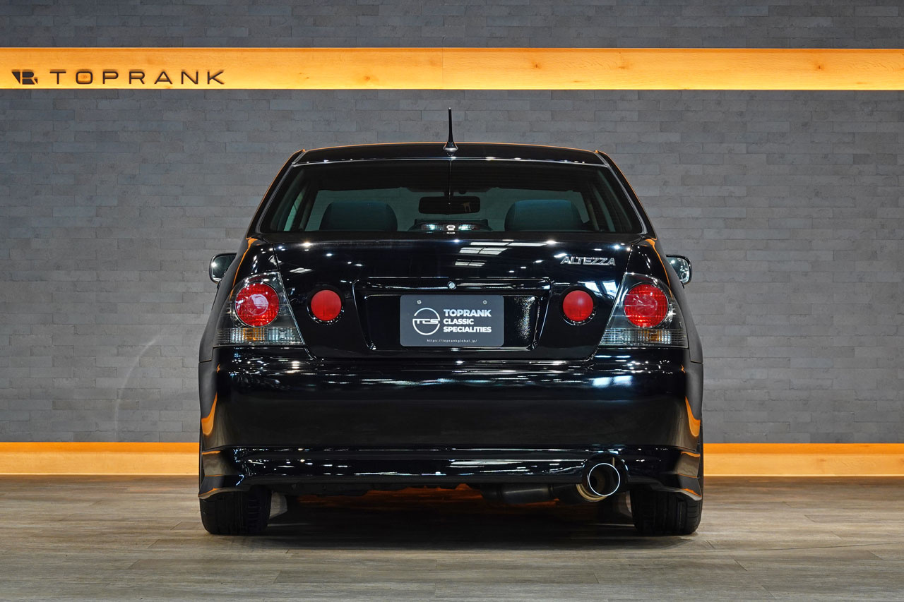 トヨタ アルテッツァ SXE10 アルテッツァ RS200 リミテッド