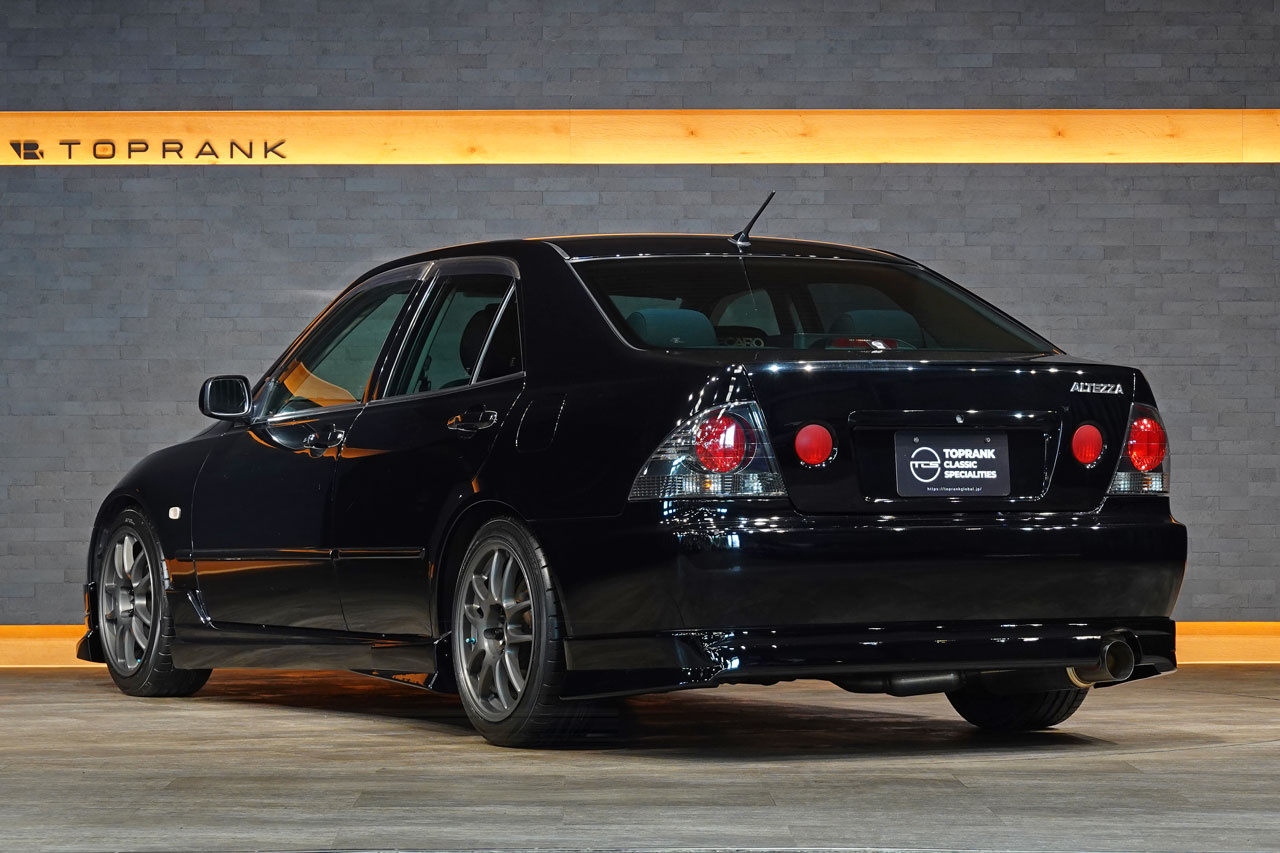 トヨタ アルテッツァ SXE10 アルテッツァ RS200 リミテッド