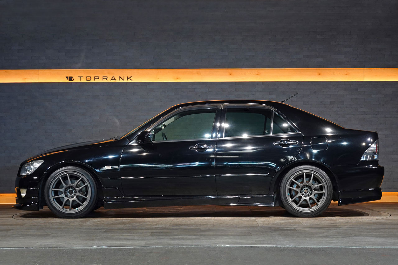トヨタ アルテッツァ SXE10 アルテッツァ RS200 リミテッド