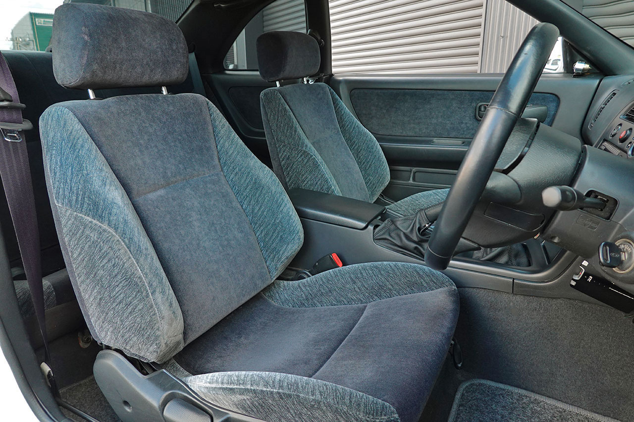 日産 スカイラインクーペ ECR33 スカイライン GTS25t Type M