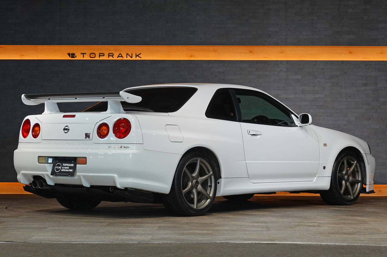 日産 スカイラインGT-R BNR34 R34 スカイラインGT-R  Vスペック2ニュル