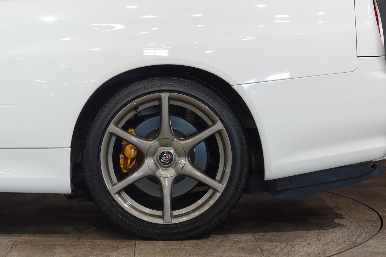 日産 スカイラインGT-R BNR34 R34 スカイラインGT-R  Vスペック2ニュル