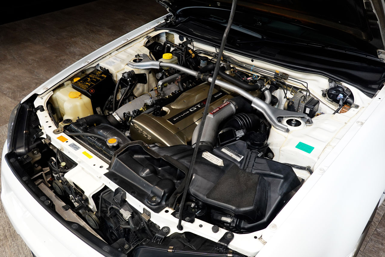 日産 スカイラインGT-R BNR34 R34 スカイラインGT-R  Vスペック2ニュル