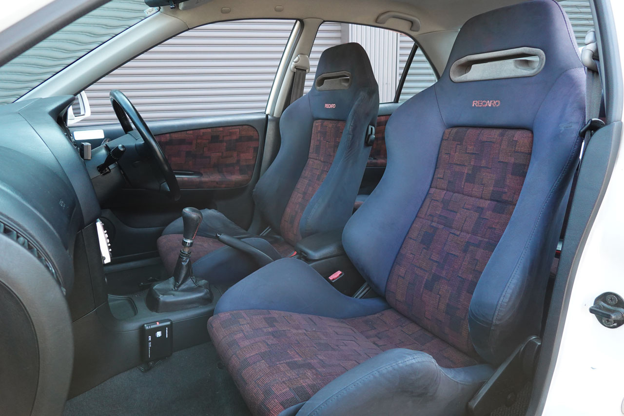 三菱 ランサーエボリューション CN9A ランサー GSR エボリューション IV