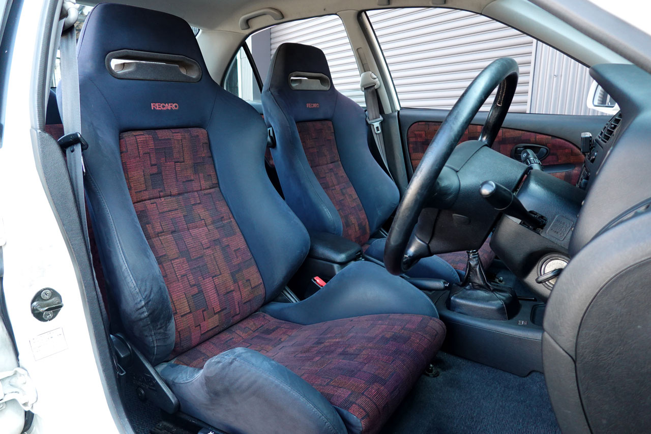 三菱 ランサーエボリューション CN9A ランサー GSR エボリューション IV