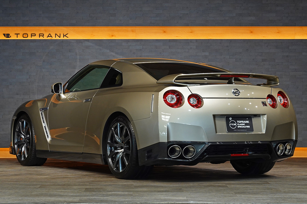 日産 GT-R R35 GT-R 45thアニバーサリー