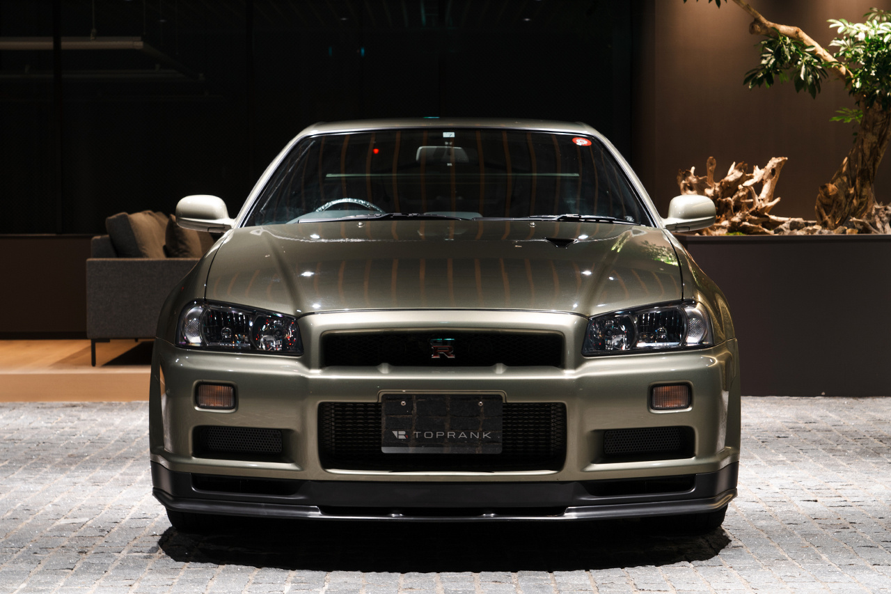 日産 スカイラインGT-R BNR34 R34 スカイラインGT-R  Vスペック2ニュル
