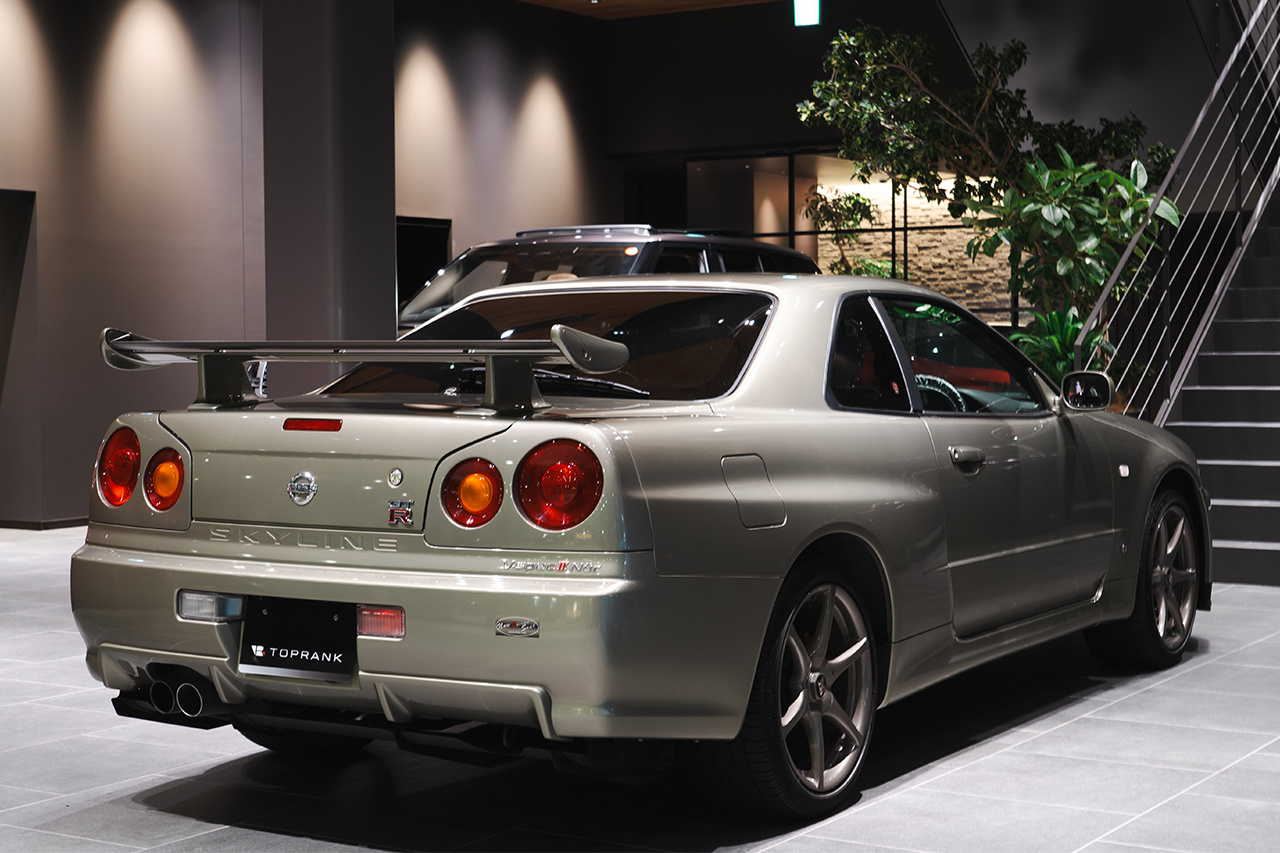 日産 スカイラインGT-R BNR34 R34 スカイラインGT-R  Vスペック2ニュル