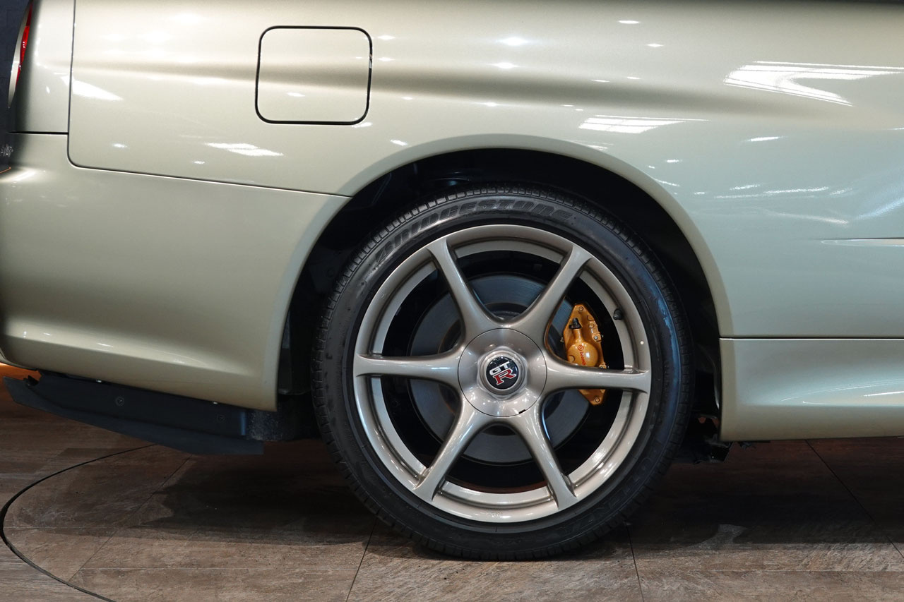 日産 スカイラインGT-R BNR34 R34 スカイラインGT-R  Vスペック2ニュル