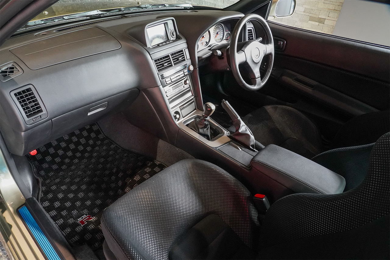 日産 スカイラインGT-R BNR34 R34 スカイラインGT-R  Vスペック2ニュル