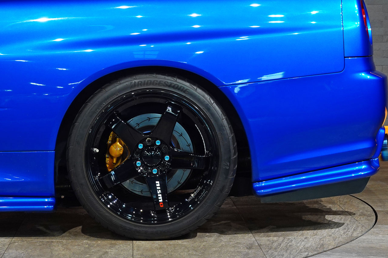 日産 スカイラインGT-R BNR34 R34 スカイラインGT-R  Vスペック2