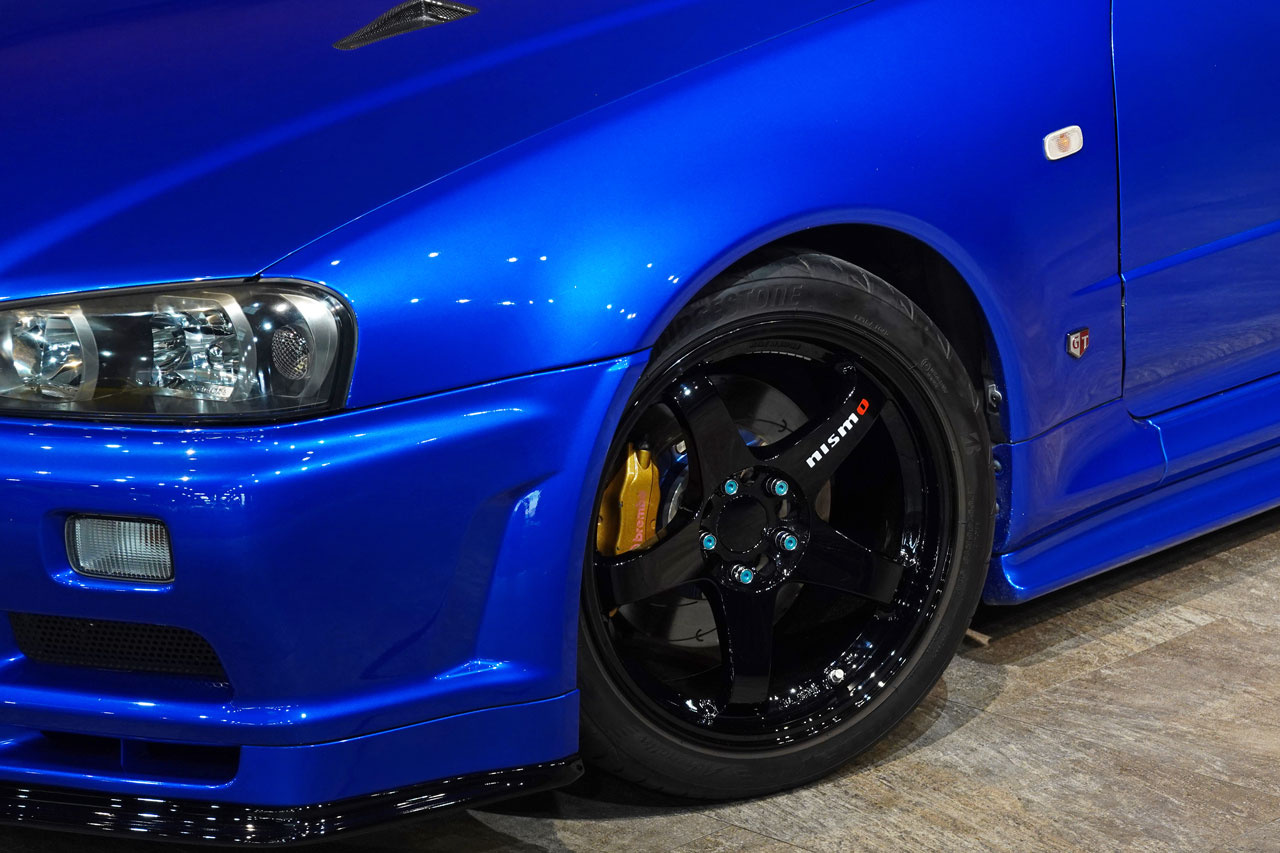 日産 スカイラインGT-R BNR34 R34 スカイラインGT-R  Vスペック2