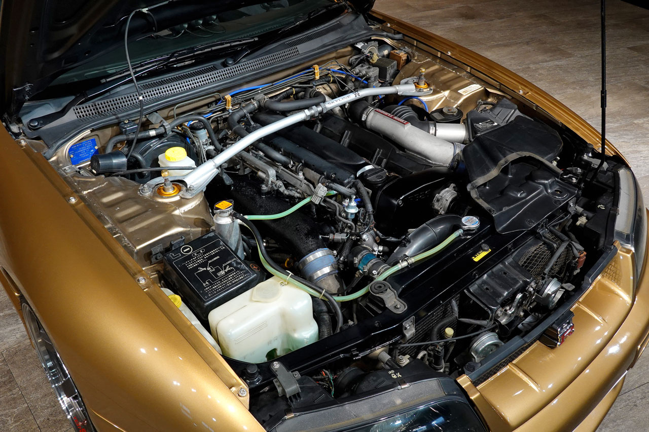 日産 スカイラインGT-R BCNR33 R33 スカイラインGT-R Vスペック