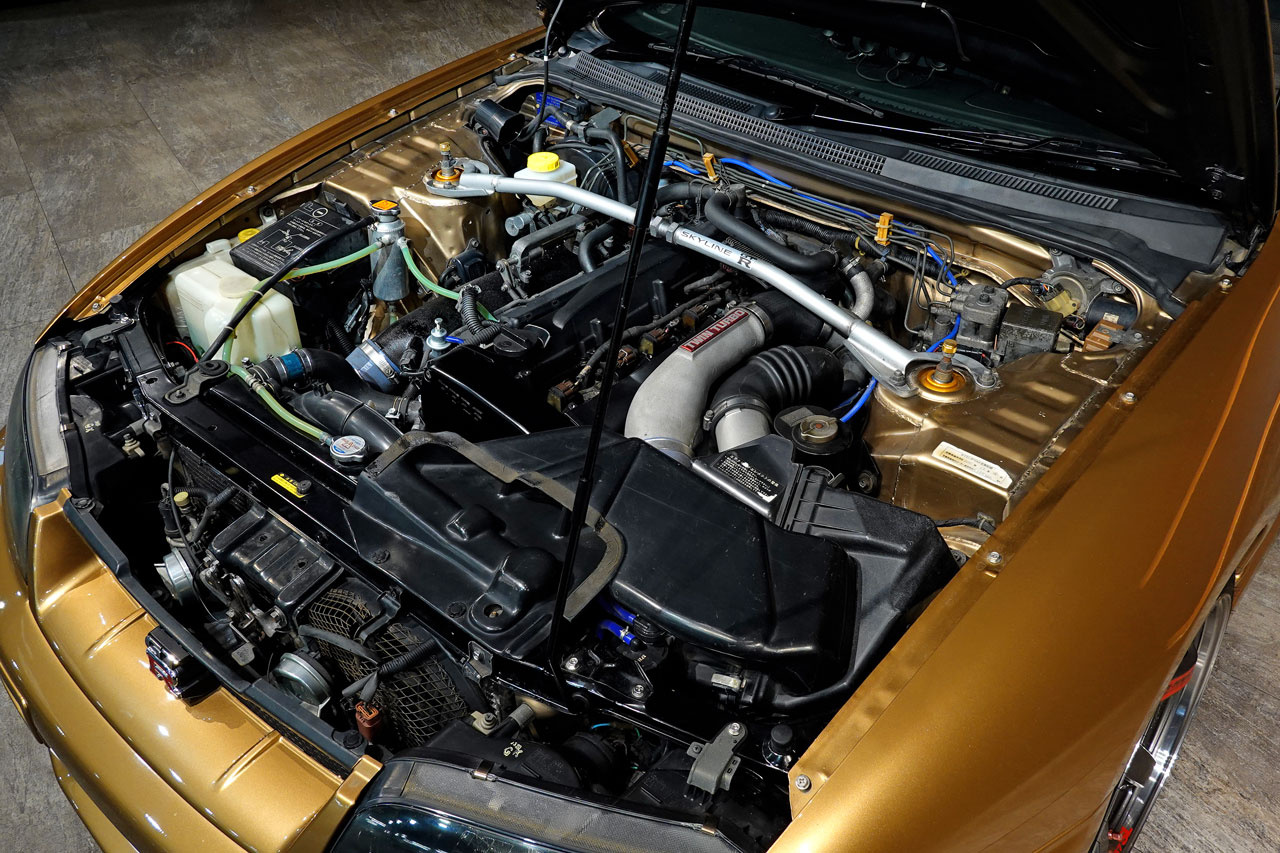 日産 スカイラインGT-R BCNR33 R33 スカイラインGT-R Vスペック