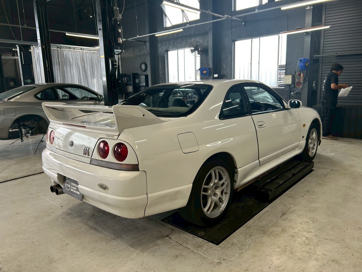 日産 スカイライン 