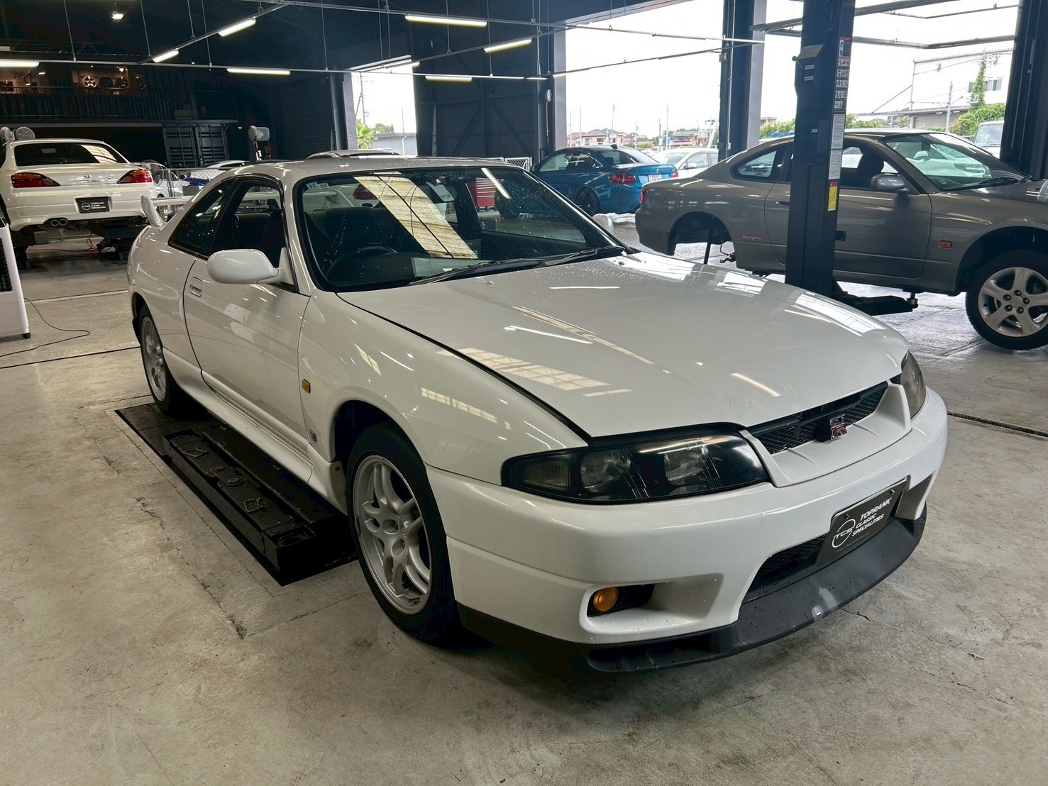 日産 スカイライン 
