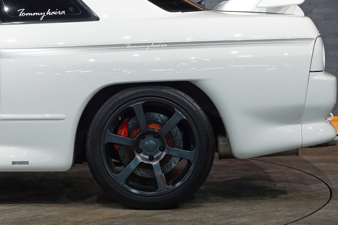 トミーカイラ M30 HCR32 R32 スカイライン トミーカイラ M30