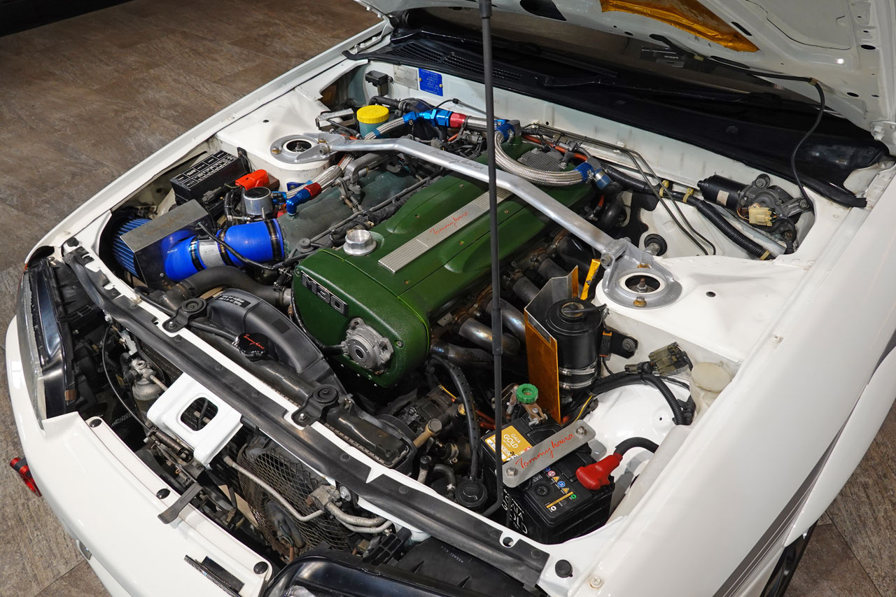 トミーカイラ M30 HCR32 R32 スカイライン トミーカイラ M30