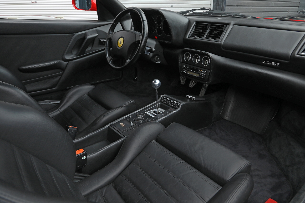 フェラーリ F355 ベルリネッタ