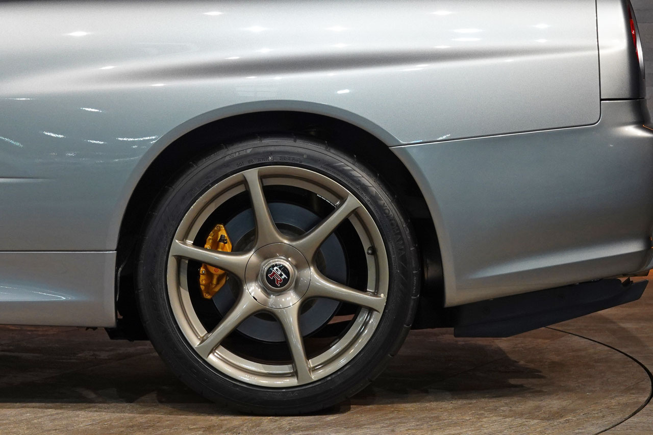 日産 スカイラインGT-R BNR34 R34 スカイライン GT-R  Mスペック