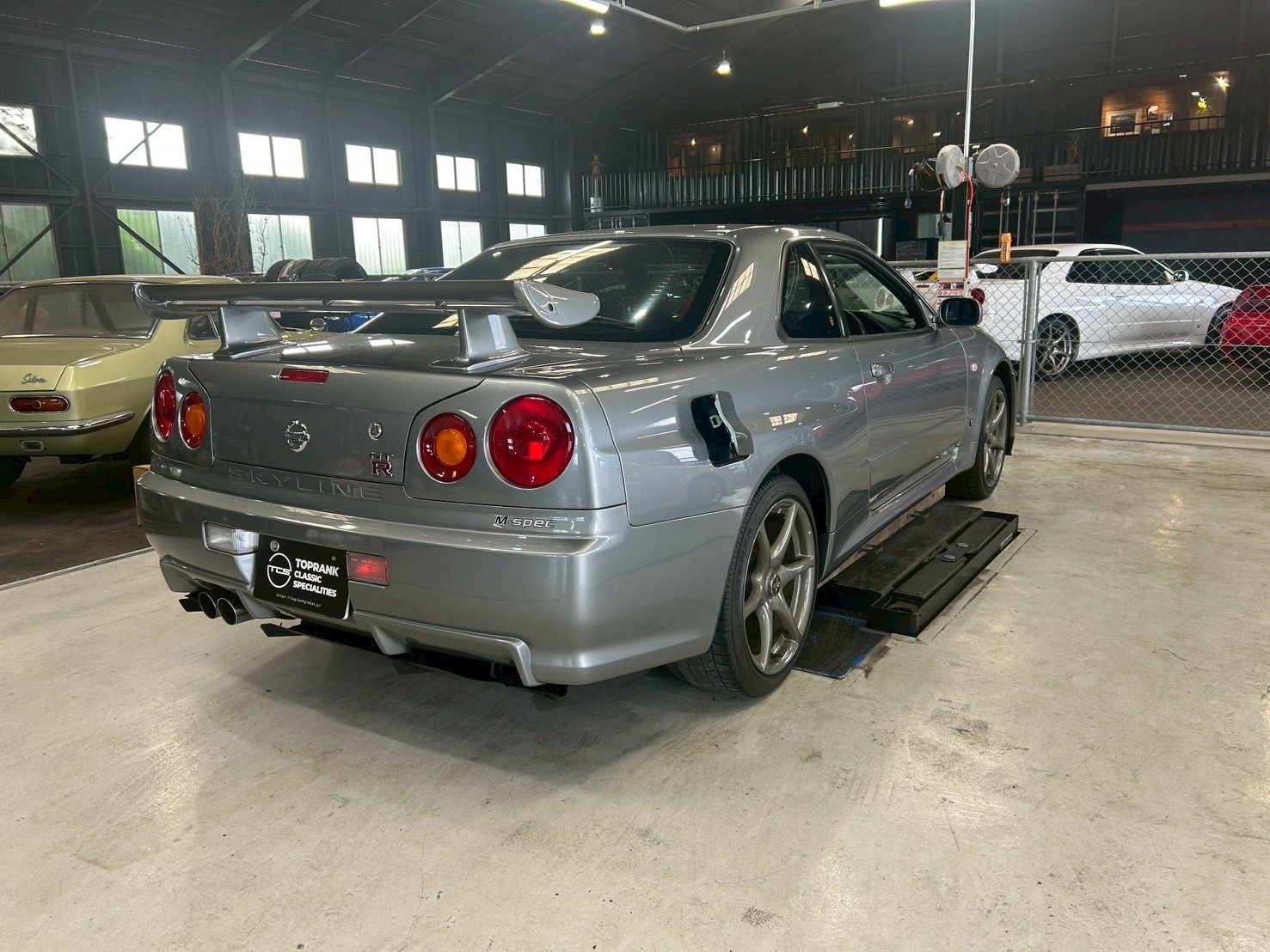 日産 スカイラインGT-R 
