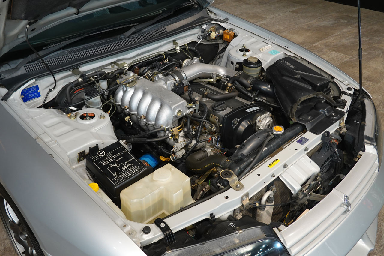 日産 スカイラインクーペ ECR33 スカイライン GTS25t Type M