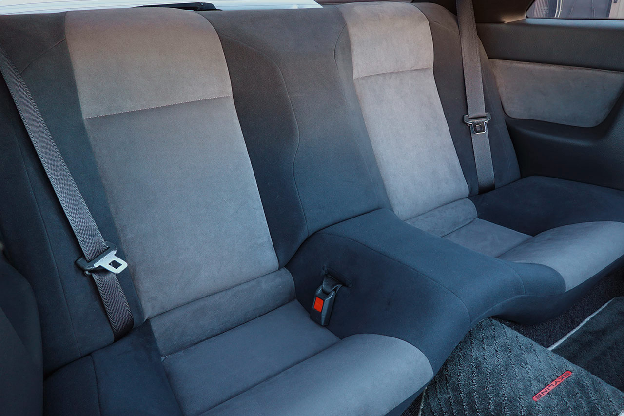 日産 スカイラインGT-R BNR32 R32 スカイラインGT-R V-SPEC II 仕様