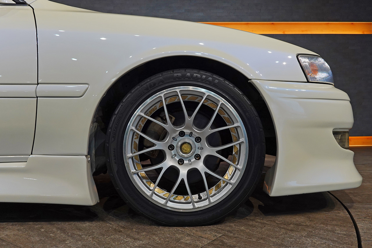 トヨタ チェイサー JZX100 チェイサー ツアラーV