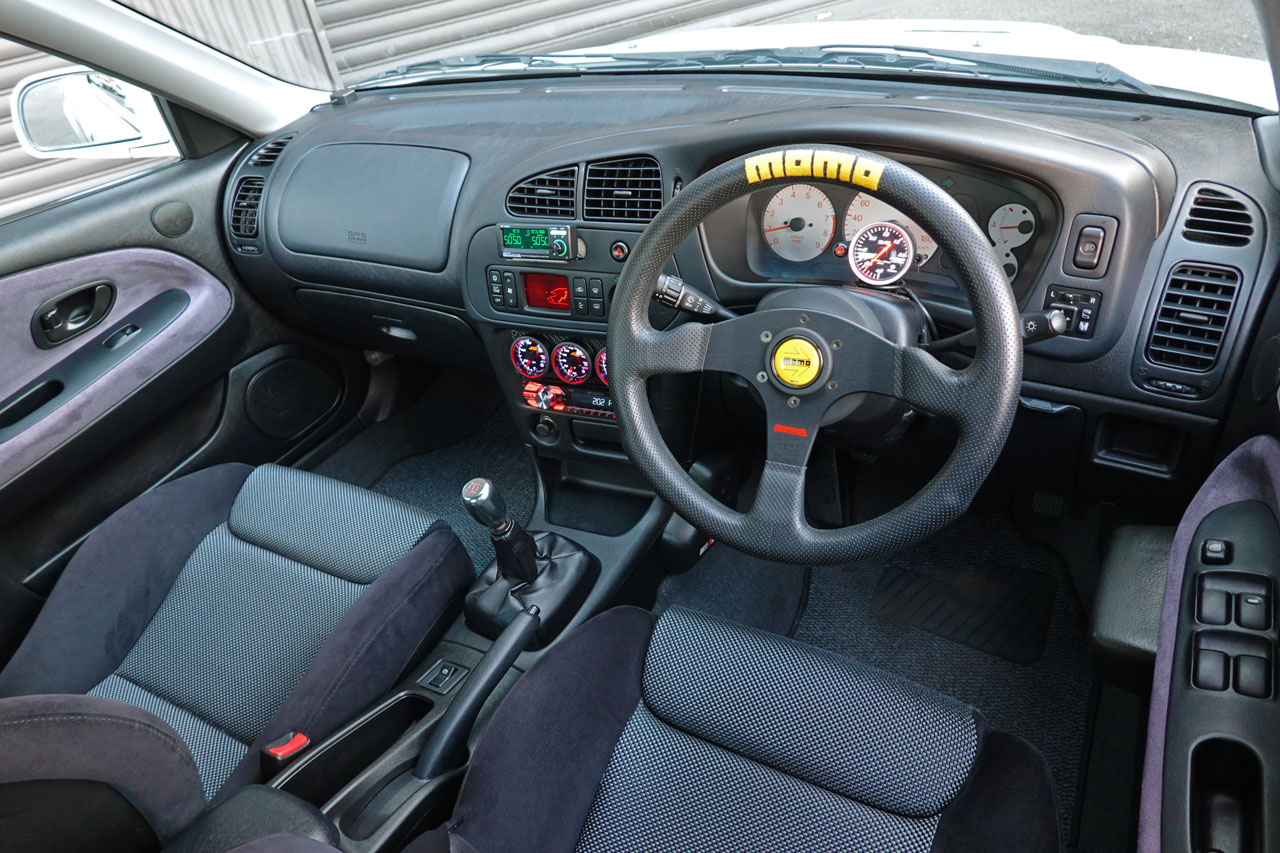 三菱 ランサーエボリューション CN9A ランサー GSR エボリューション V