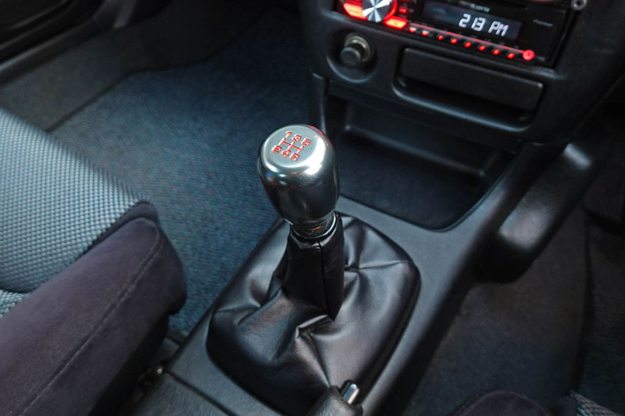 三菱 ランサーエボリューション CN9A ランサー GSR エボリューション V