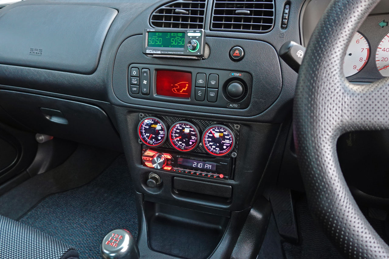 三菱 ランサーエボリューション CN9A ランサー GSR エボリューション V