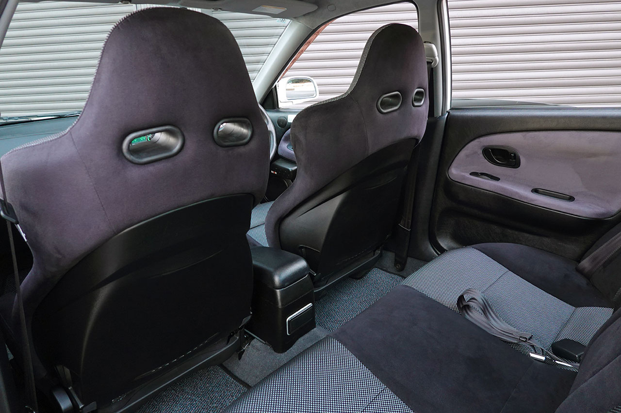 三菱 ランサーエボリューション CN9A ランサー GSR エボリューション V