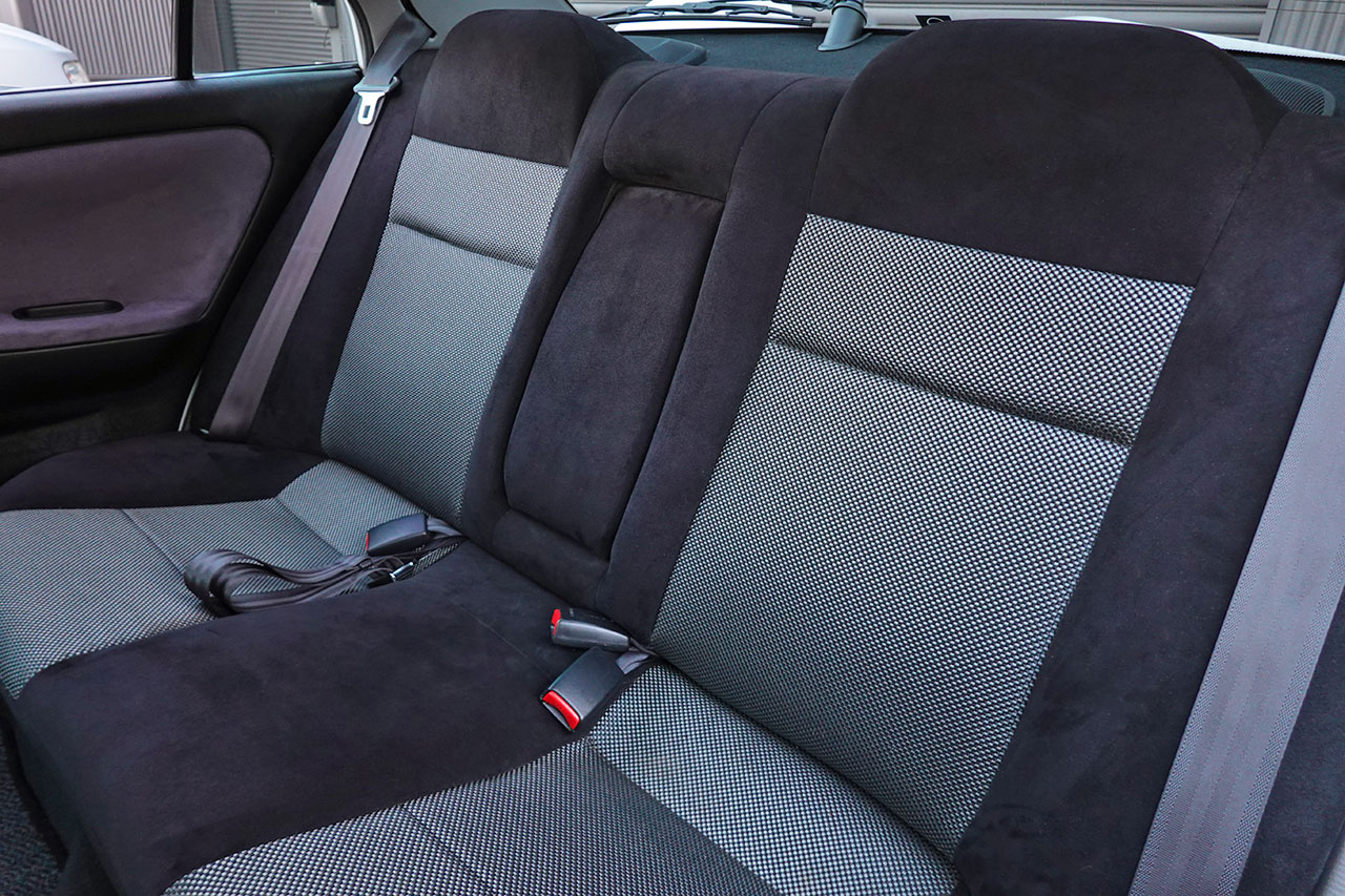 三菱 ランサーエボリューション CN9A ランサー GSR エボリューション V