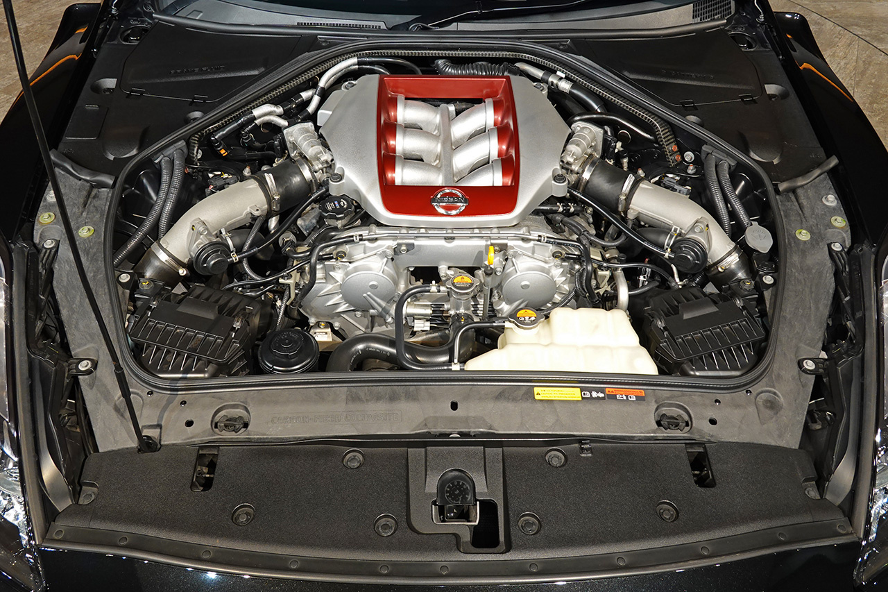 日産 GT-R R35 GT-R ブラックエディション