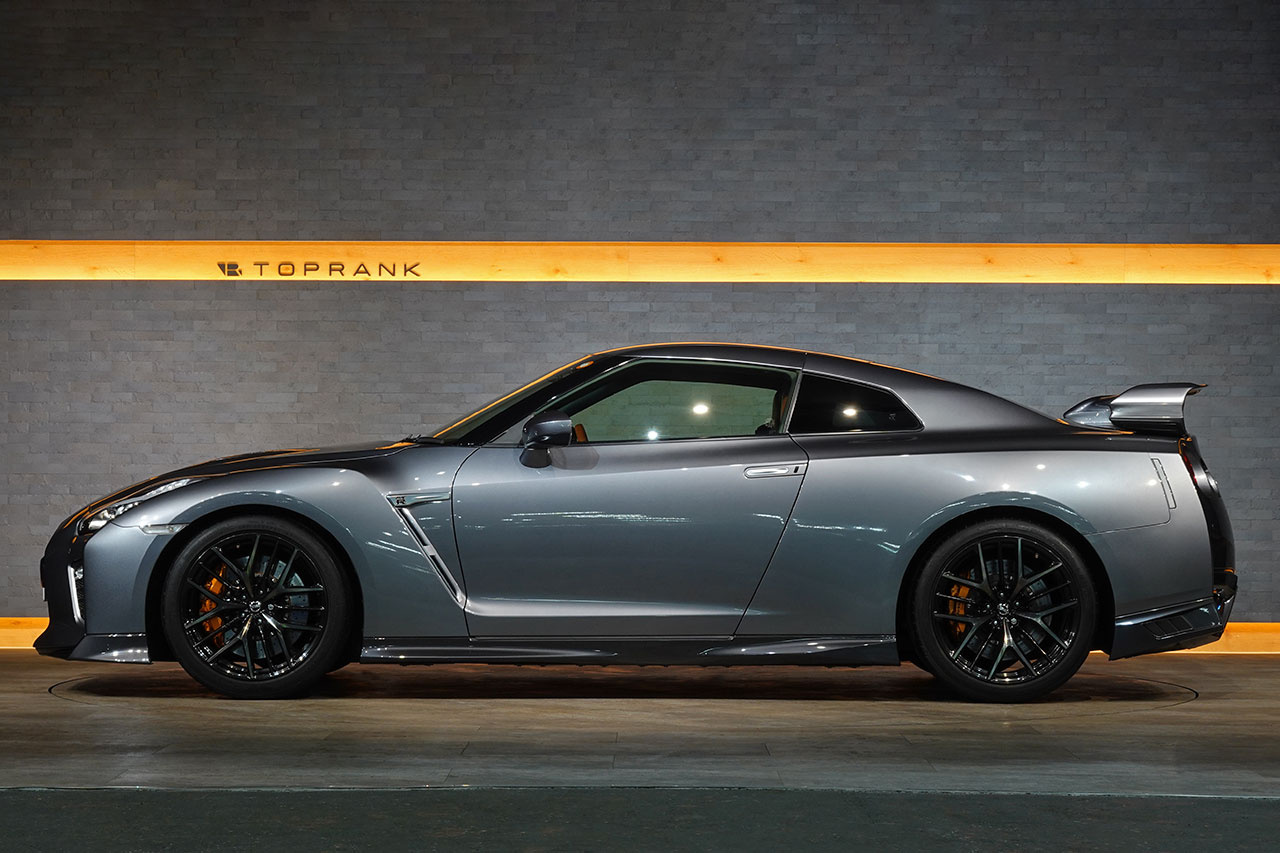 日産 GT-R R35 GT-R プレミアムエディション