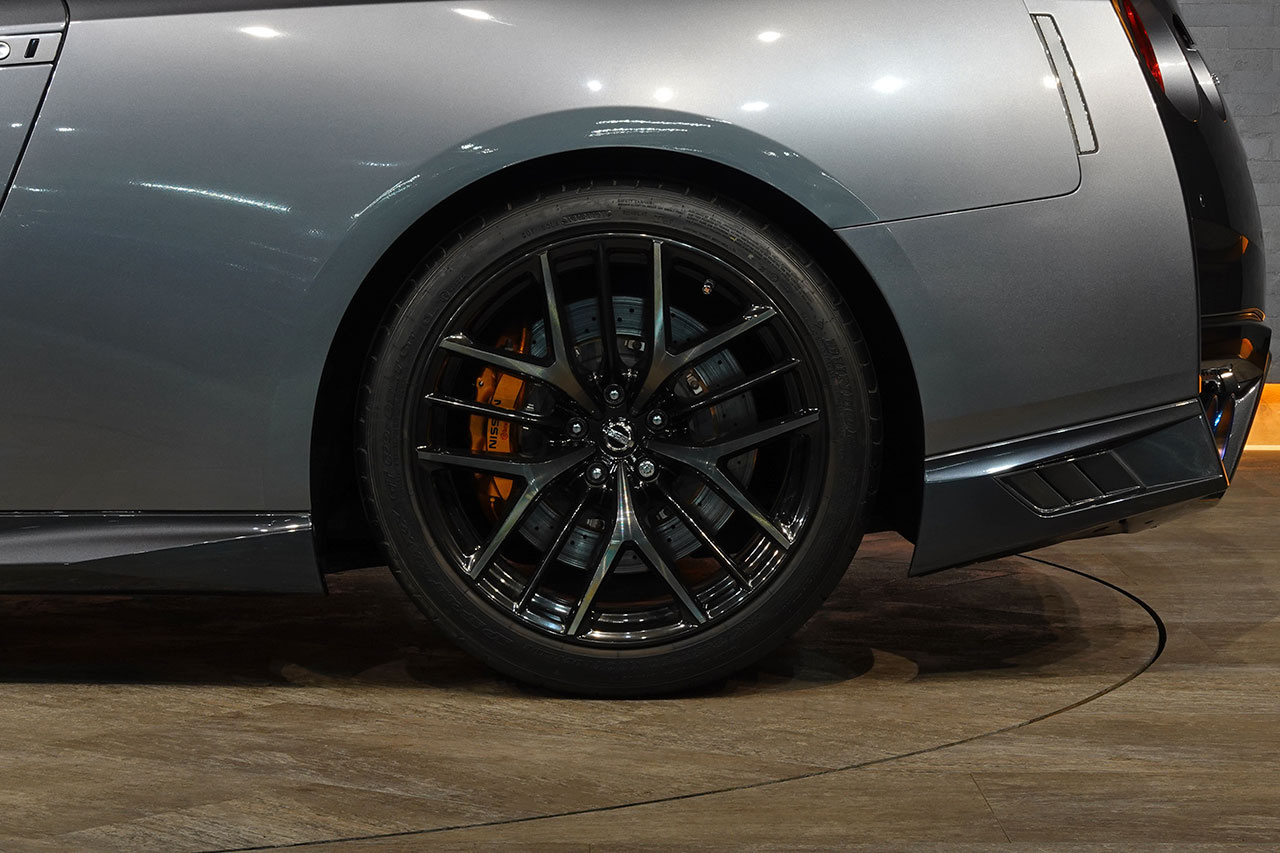 日産 GT-R R35 GT-R プレミアムエディション