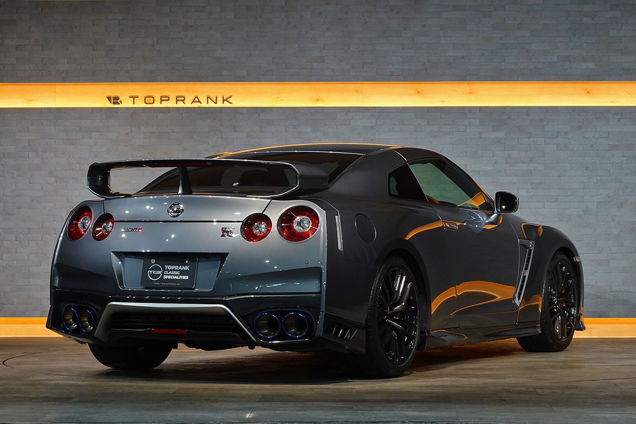 日産 GT-R R35 GT-R プレミアムエディション
