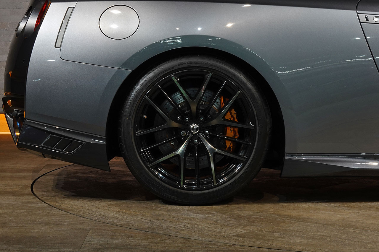 日産 GT-R R35 GT-R プレミアムエディション