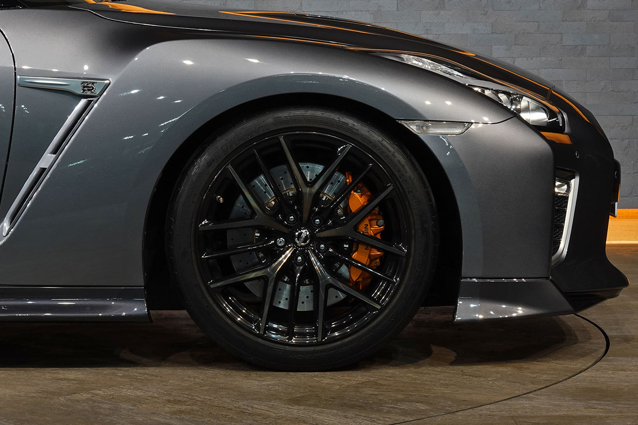 日産 GT-R R35 GT-R プレミアムエディション