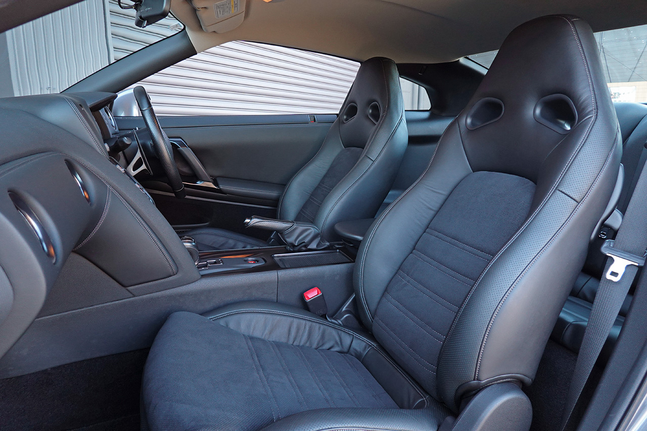 日産 GT-R R35 GT-R　ピュアエディション