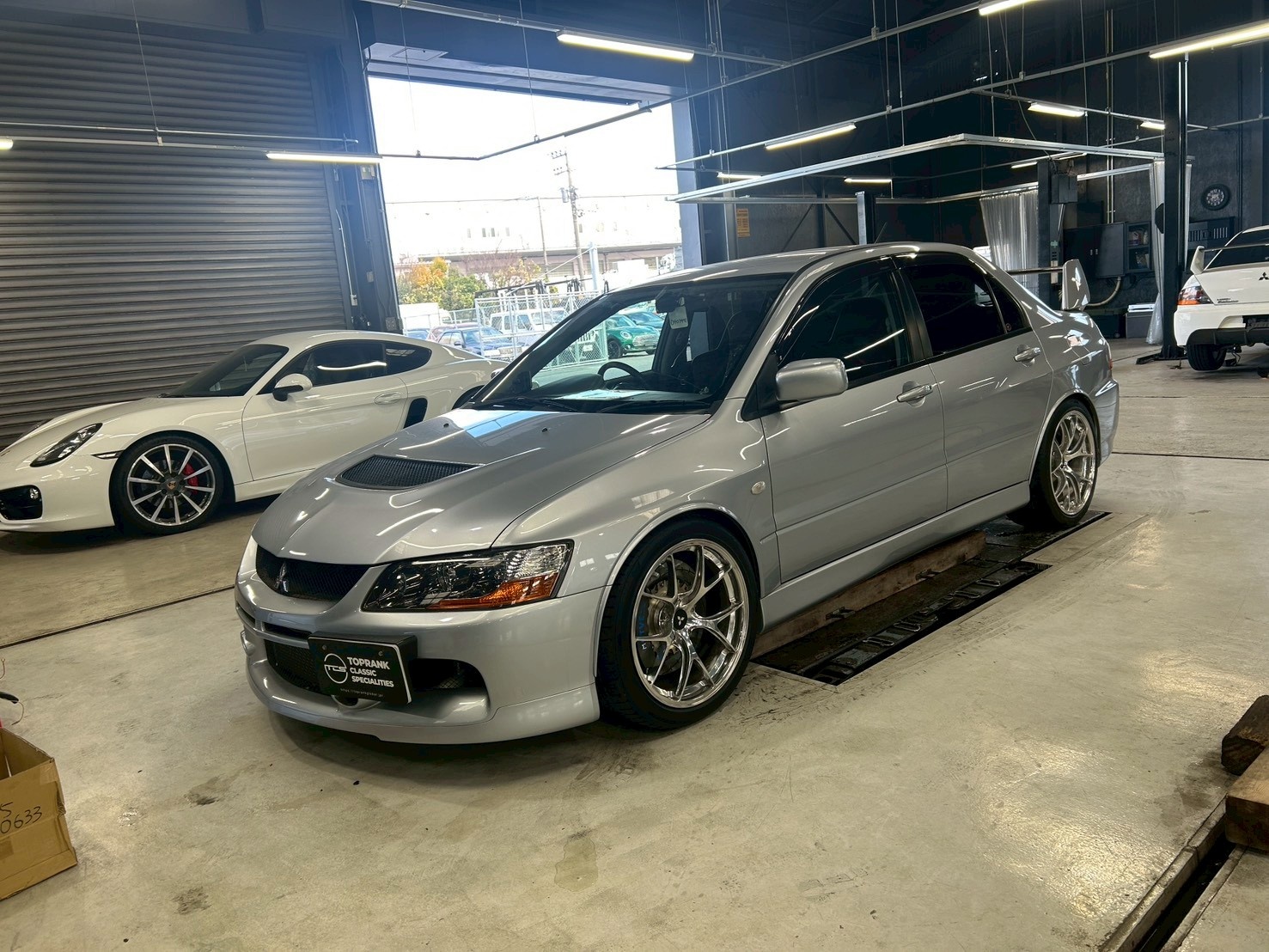 三菱 ランサーエボリューション 